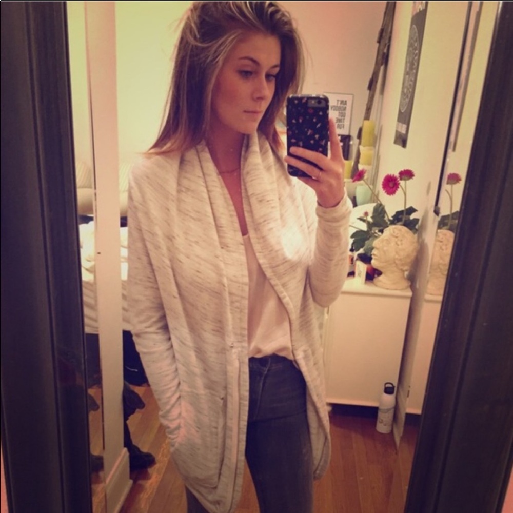 Aritzia Wilfred Free Rousseau Sweater